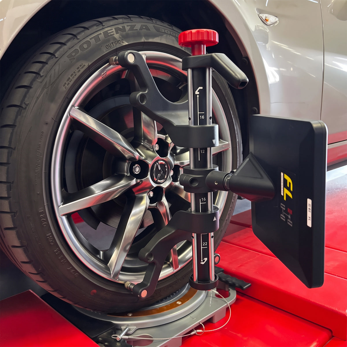 LAUNCH X-613 Advanced Wheel Aligner